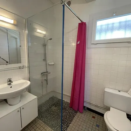 T4 Confortable 6 Pers Avec Wifi, Terrasse Et Jardin A 200m De La - - Fr-1-379-158