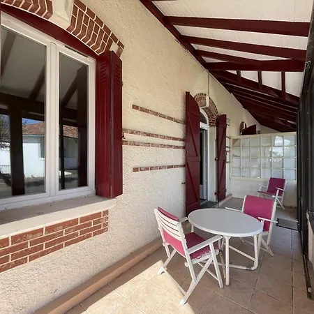 T4 Confortable 6 Pers Avec Wifi, Terrasse Et Jardin A 200m De La - - Fr-1-379-158